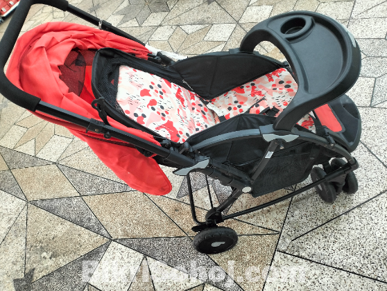 বেবি স্টোলার